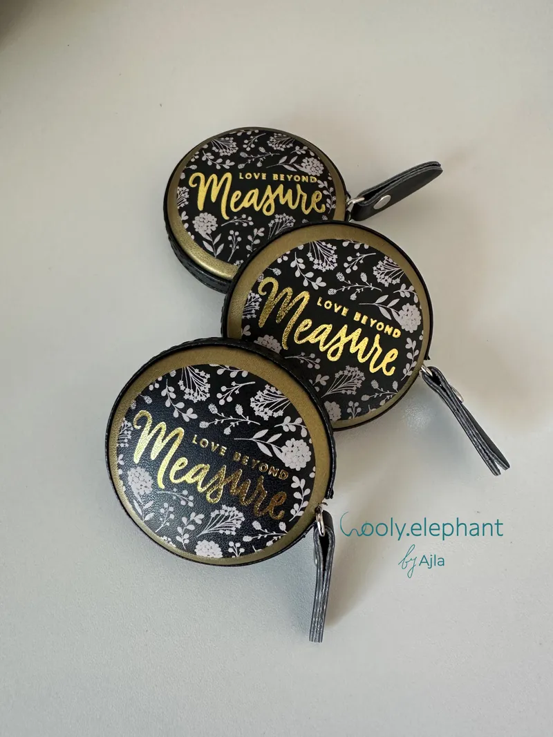 Maßband Black/gold